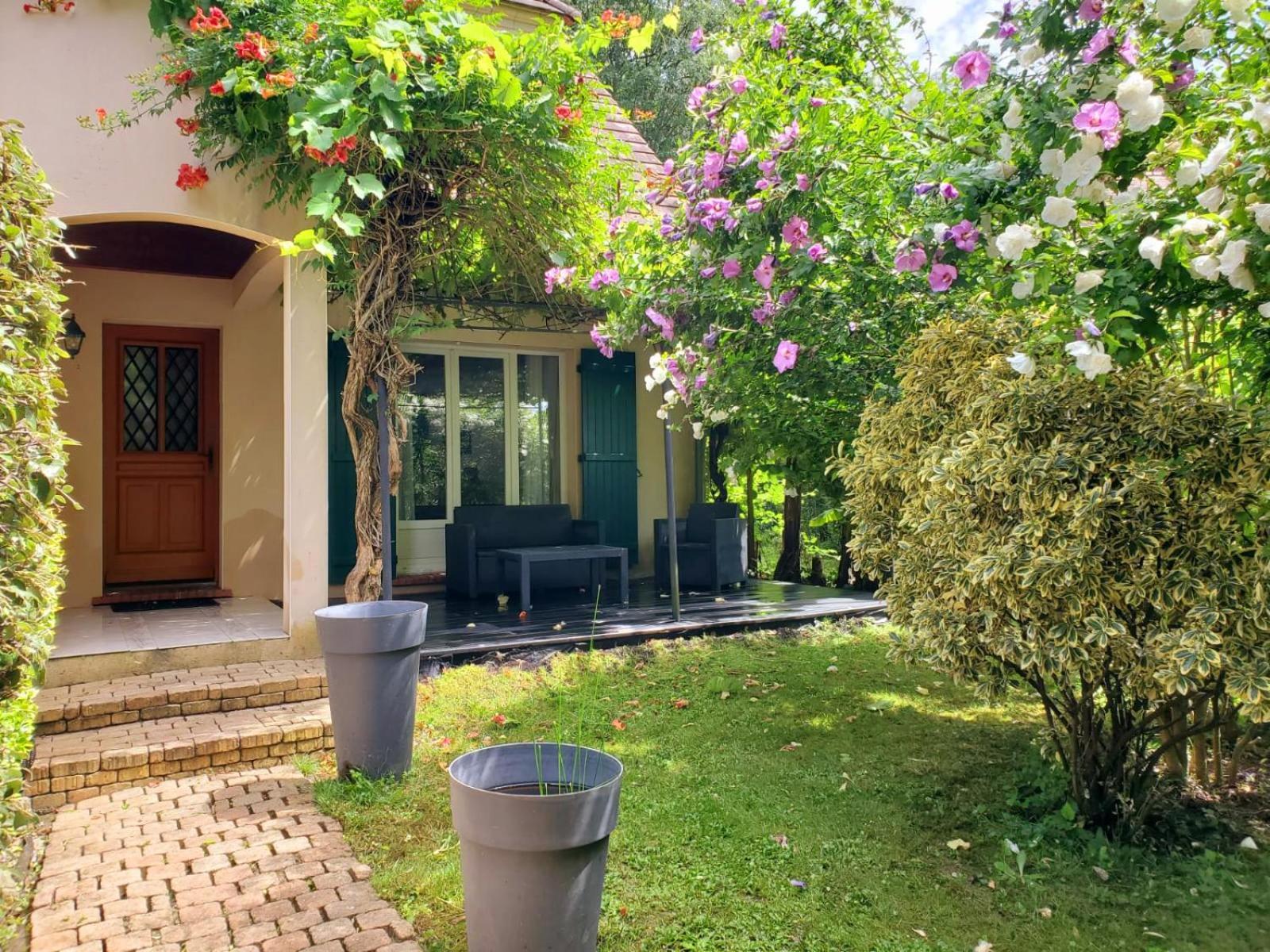 Belle Maison Sud Seine-Et-Marne Rubelles Exterior foto